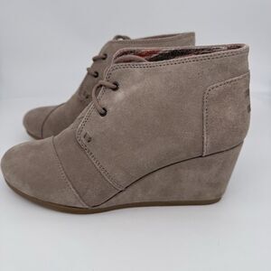 Toms Womens‎ Kala Wedge Suede Bootie Shoe Size 8.5 Desert Taupe Boho Neutral